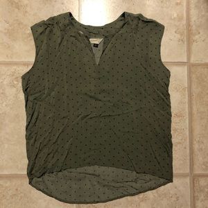 Sleeveless V-Neck Top